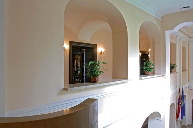 #NivoSlideCaption-349 Dverce Palace - Luka Mjeda