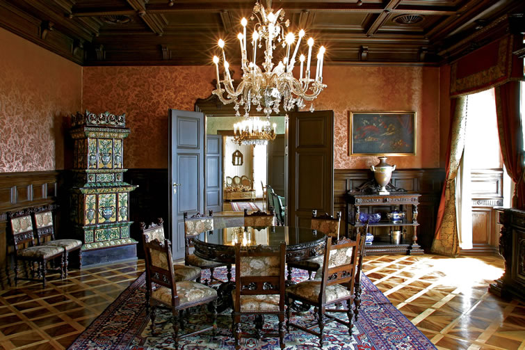 #NivoSlideCaption-363 Dverce Palace - Luka Mjeda